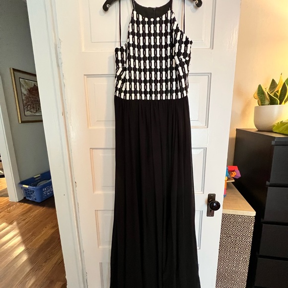 BADGLEY MISCHKA
Racer Checker Gown NWT - Picture 6 of 6